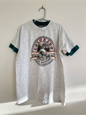 H.L. Miller Vintage 90s - Colorado Rocky Mountains Shirt - USA- Souvenir Tee